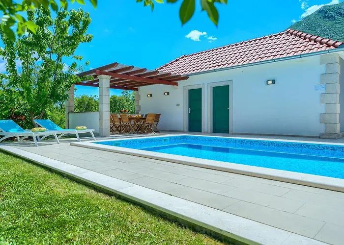 Villa With Heated Pool, Tennis Court & Mini Golf Near Baska Voda