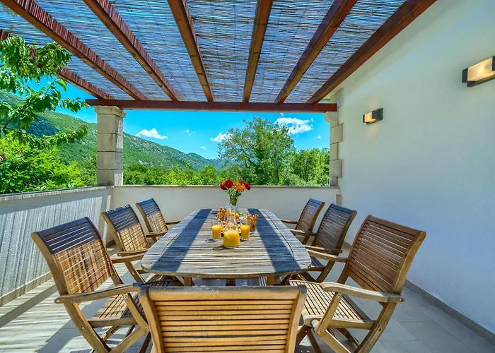 With Heated Pool, Tennis Court & Mini Golf Near Baska Voda * Župa