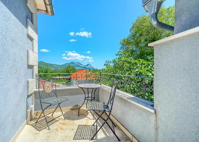 With Heated Pool, Tennis Court & Mini Golf Near Baska Voda Villa *